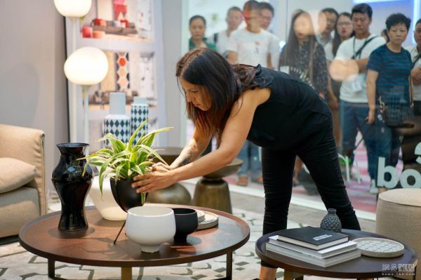 AMA亮相2018中国国际家具展 打造时尚感高性价比家居