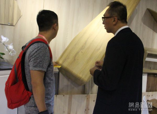 德硅.雷诺丽特亮相 2018中国家具高端制造展