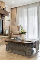 140平美式装修,复古沙发搭配红砖堆砌的电视背景墙很吸睛