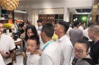 成都展第一天，“鼎高U+一体化定制”首展告捷