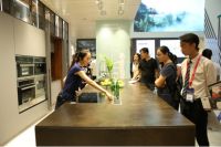 轻奢风尚，全友携定制新品亮相中国国际建筑装饰博览会