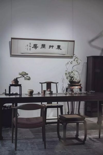 汲古涵今：区氏家具携手佳士得呈现极致“当代书房艺术”展