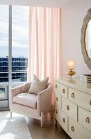 你和格调之间只差一把西奥多·亚历山大休闲椅的距离