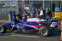 意大利daogrs厨房家用电器助力Trident车队