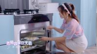 华凌集成灶高效烹饪，守护你和厨房的精致清爽