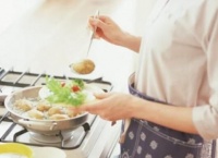 爆炒好滋味！面对中式厨房，厨电达人首选这烟灶组合