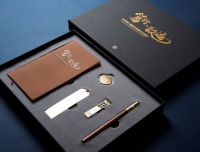 雅物定制礼品C2M模式   一套定制助力企业传递品牌