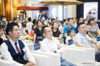 潘晓婷亮相朗乐福脊至新品“试睡官”全球招募西安发布会
