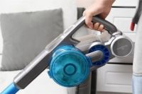 吉米上手把吸尘器轻松使用不酸痛，让家居清洁也讲求实用主义