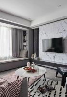 高级灰与粉色的交接，轻熟风