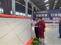 2020金牌企业岩板应用研究中心揭牌仪式暨德利丰薄岩板全球发布会”盛大开启！