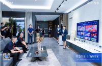 宝在卧室睡觉,你在客厅追剧,三翼鸟客厅看电视还能看娃