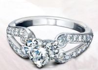 怎样挑选钻戒 这五点必须要牢记