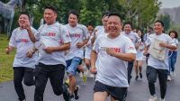 以爱之名传承武汉精神 爱格华中区三省联动相约东湖绿道健康跑