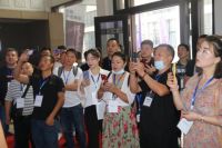 创富峰会更是科技发明会，科普未装甲门加盟好火爆！！