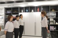 百大门店·雅琪诺焦作专卖店负责人梅晶晶