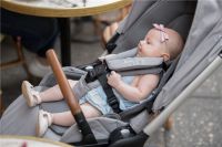 Nuna TRIV婴儿推车焕新上市，明星同款再启新风潮