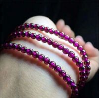 石榴石手链佩戴的忌讳 石榴石手链代表什么