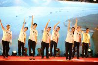 乘风破浪，桂蒙公司以昂扬风貌为国庆生度中秋