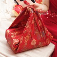 结婚给女方买几件衣服 结婚买衣服有什么讲究