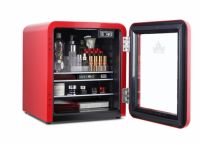 你离美妆博主，只有一台HCK哈士奇美妆冰箱的距离！