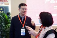 西牛皮现制防水引爆中国国际防水展！