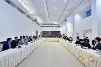 一场透析现状的闭门论坛！听门窗大佬们献给行业的真心话