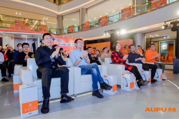 奥普全功能阳台开业盛典 上海&杭州耀世呈现
