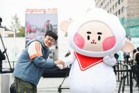 邓伦的萌潮厨房上线了！九阳喊你和邓伦“面对面”吃饭