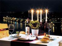 结婚三十年简短祝福语 结婚纪念日怎么过