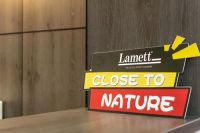 Lamett携手北京住博会，打破传统地板界限，引领石晶时代家居新风潮