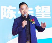 李行亮现场暖心开唱，开启喜临门甜蜜“蜜月季”