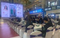 我乐家居与品牌形象代言人高圆圆 直播带货+新品发布首战告捷