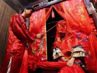 婚礼对老公说的暖心话 为什么结婚要打红伞