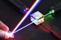 UGR值超高！专家提醒：晚上一定不要关灯看激光电视