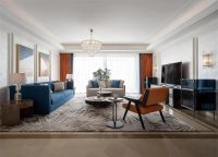 端庄而又活力跳跃