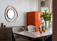 端庄而又活力跳跃