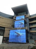 新零售正在风口，巨头企业纷纷入局，高颜值铁歌科技贴膜瀑布屏升级商场门店形象