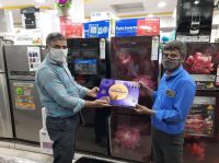 “随手拍”海尔：疫情下印度排灯节变冷清 海尔陪你一起过