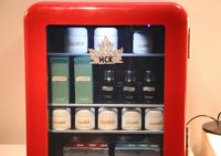 名媛的新宠！HCK哈士奇复古美妆冰箱