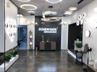 明辉方志业：选择松伟高端灯饰 将光明事业进行到底