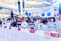 11月22日，简爱家居石岐店芝华仕三店盛大开业，歌手魏新雨亲临助阵，全城放价！