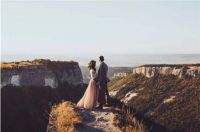 结婚纪念日感言心酸 结婚纪念日送什么花