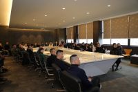 “凝心聚力 共谋发展”2020中国窗