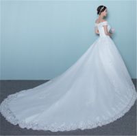 农村结婚婚纱买拖尾还是齐地 新娘如何选择自己的婚纱