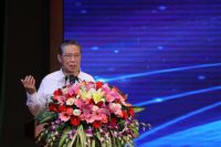 绿驰空净人 | 钟南山院士:室内空气污染比室外污染更严重!