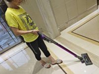 吉米小轻杆无线吸尘器轻便吸尘，一吸而净，让家居清洁中拥有“容易”二字