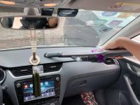 吉米小轻杆无线吸尘器使用轻盈，深度除尘，让你家中干净有幸福