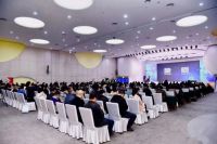 2020中国厨卫行业高峰论坛高光 · 凯立荣获“十大淋浴房品牌”称号