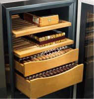 雪茄深受社会名流青睐，LIEBHERR利勃海尔雪茄柜造就原产地气候完美储藏